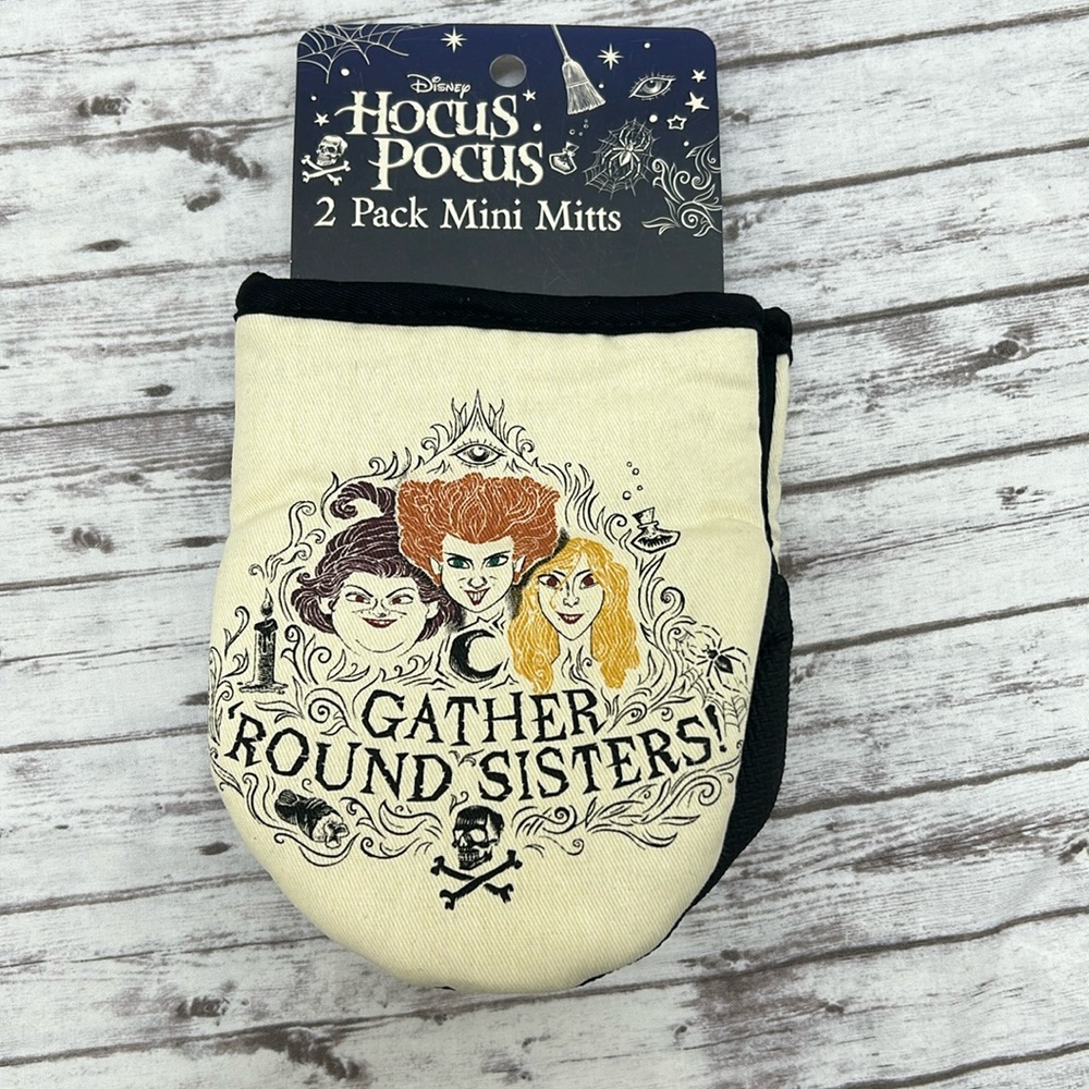 Disney Hocus Pocus 2 Pack Mini Mitts Gather ‘Round Sisters
